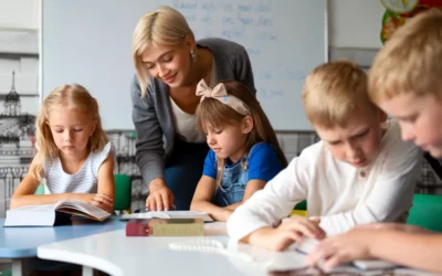 Relacje między nauczycielami a uczniami – jak budować pozytywne więzi w edukacji