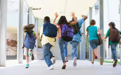 Rozpoczęcie edukacji – w jakim wieku do pierwszej klasy? Porady dla rodziców
